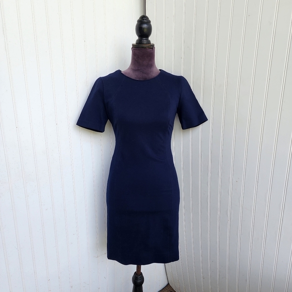 T Tahari Womens Dress Navy Blue Carrier Lined Short Sleeve Back Zip Stretch Sz 2 - Picture 1 of 13